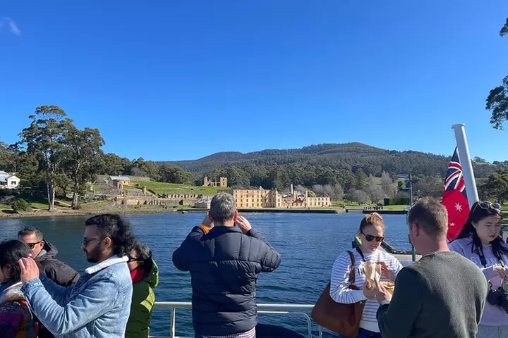 Port Arthur, Richmond and Tassie Devils Active Tour from Hobart
