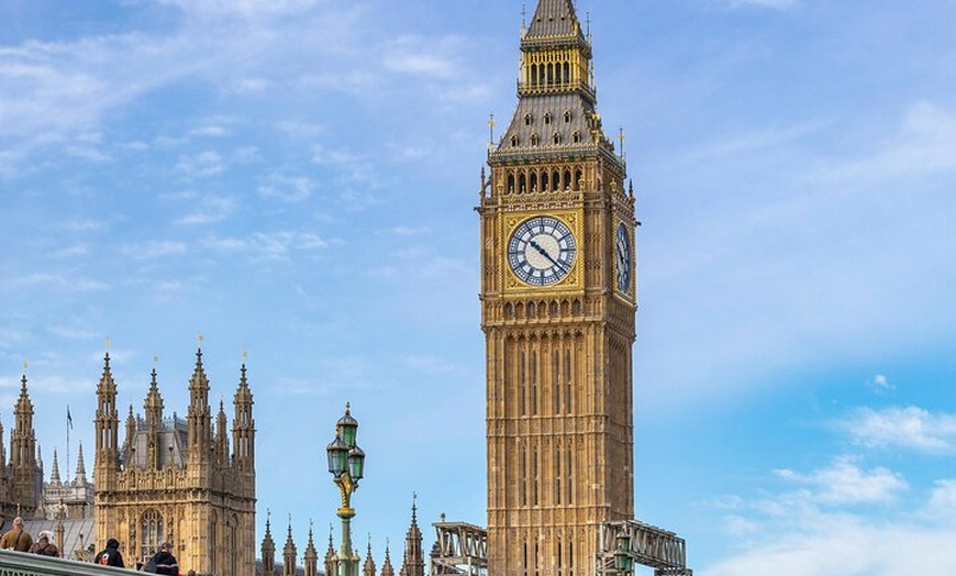 Image 3: London and Westminster Abbey Tour with Blue Badge Tour Guide