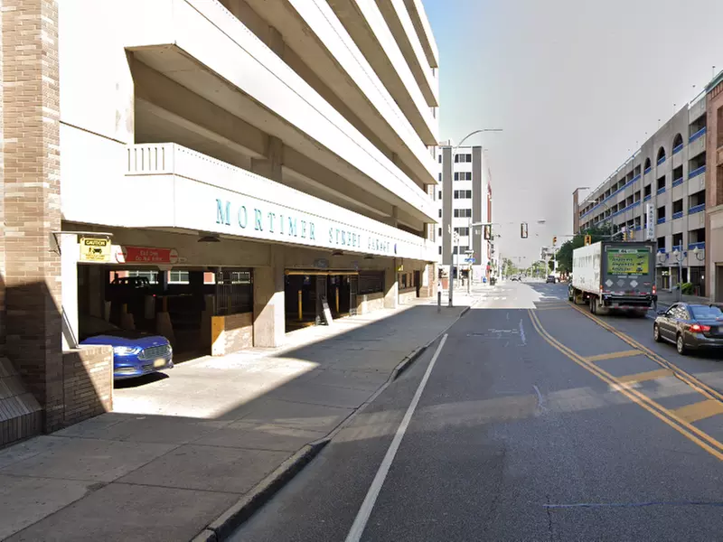 Parking at Mortimer Street Garage