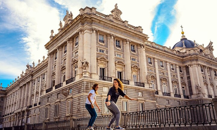 Image 6: Sesión de fotos profesionales en Palacio Real