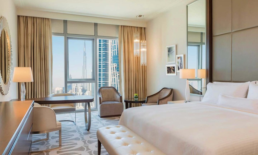 Image 5: ✈ EMIRATS ARABES UNIS | Dubaï - Hilton Dubai Al Habtoor City avec a...
