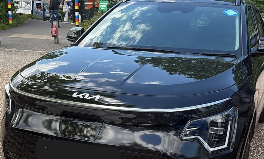 Image 9: Dover Port to London Gatwick Airport One Way Transfer