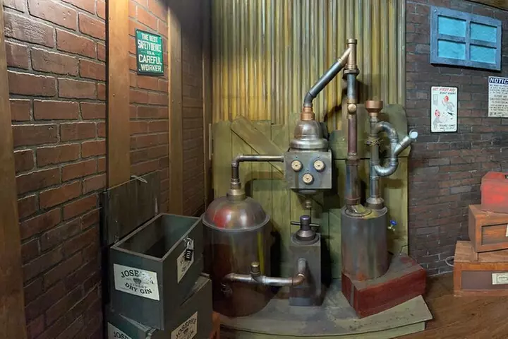 Malone's Mobster Hideout Escape Room