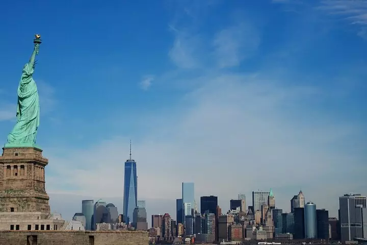 Statue of Liberty and Ellis Island 60 Minute sightseeing Cruise