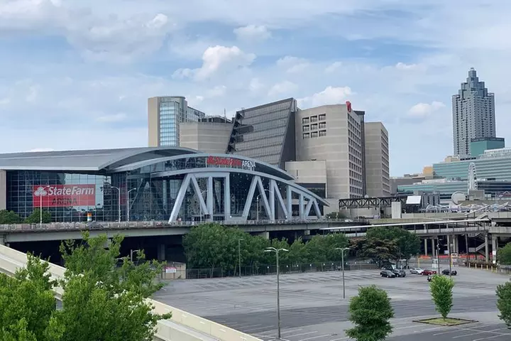 Things to do in Atlanta tour by Luxury car