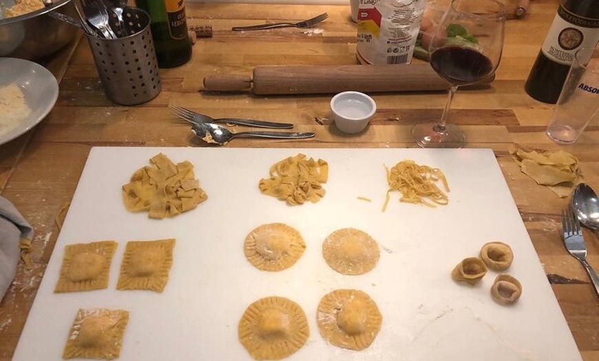 Image 3: Cucina di Mamma - Lezione di preparazione della pasta