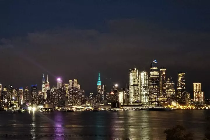 New York City Skyline at Night Guided Tour