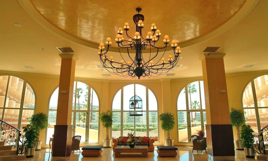 Image 10: ✈ COSTA DORADA | La Pineda - Ohtels La Hacienda 4*, 2 nights - Swim...