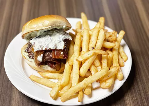 5% Cash Back at Alibi Pub and Grub - Primary Image