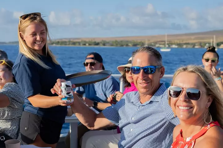 From Ma'alaea Harbor: Sunset Dinner Cruise Aboard the Quicksilver