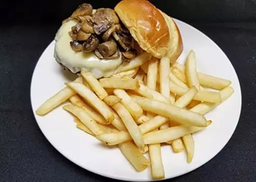 5% Cash Back at Shanahan's