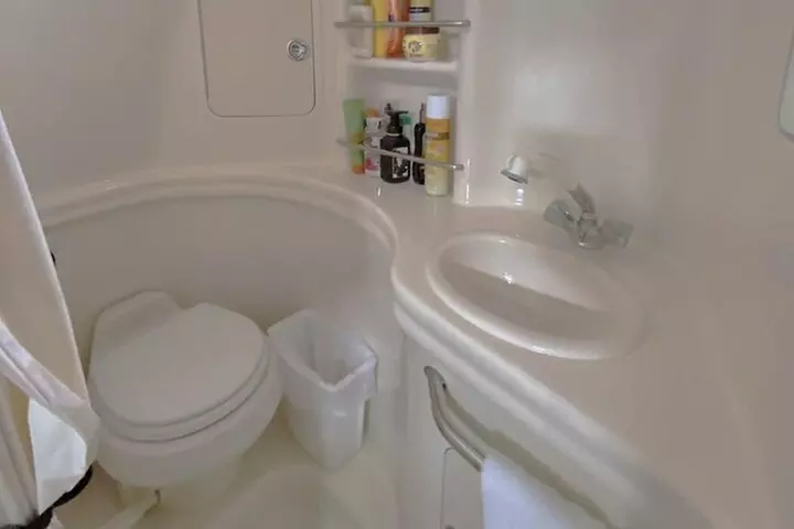 Explore Miami in Style: Private Boat Cruise with Captain