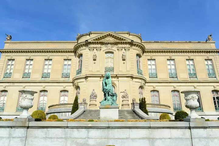 Scenic Newport, RI Self-Guided Driving Audio Tour