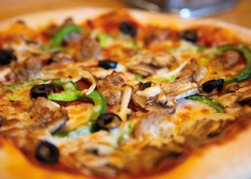 5% Cash Back at Tin Shed Tavern & Pizza