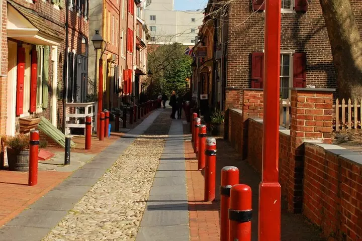 Independence Mall (Entrance to 2 Historic Sites) 2.5 Hour Walking