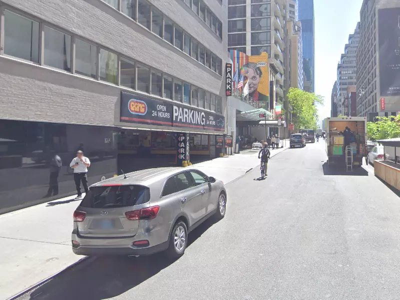 Parking at GGMC Parking - Seven Eleven Garage - Primary Image