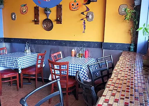5% Cash Back at Yummy Gyro