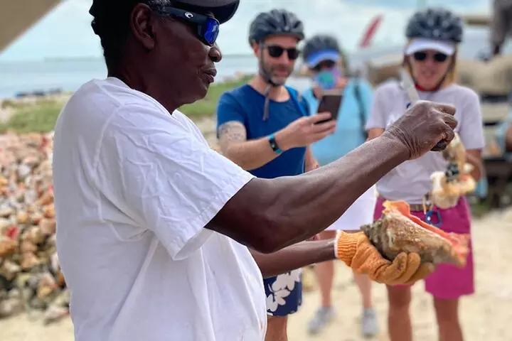 Shared Island Bike Tour in Bailey Town - Primary Image