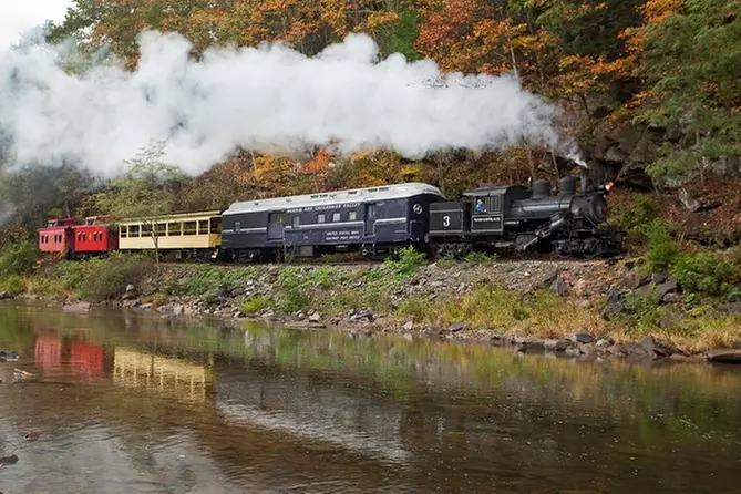 Historic Durbin Rocket 2-Hour Train Excursion in West Virginia - Primary Image