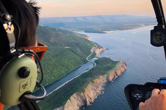 Skyline Helicopter Tour - Primary Image