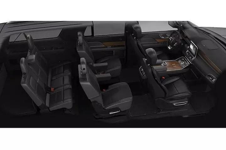 One-Way Private Airport Transfer by Sedan