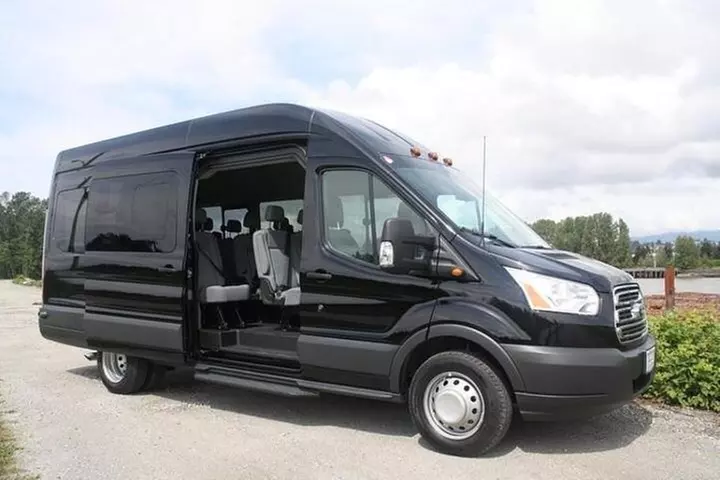 Private Arrival Transfer Louis Armstrong New Orleans Airport (MSY) - Second Medium