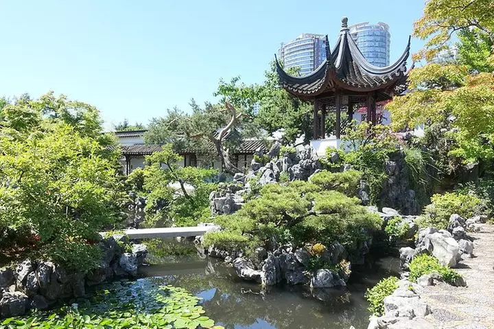 Explore Vancouver: Self-Guided Audio Tour