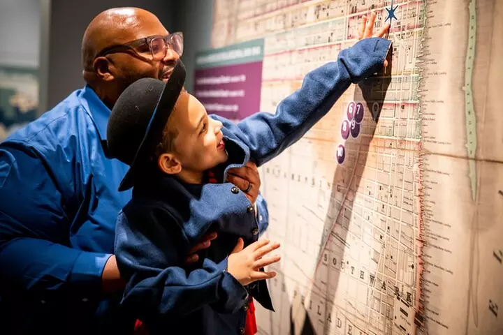 Early Entry: Museum of the American Revolution Admission & 1-Hour G...