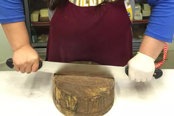 #1 Sonoma Walking Food, Wine Tasting & History Tour (Public Tour)