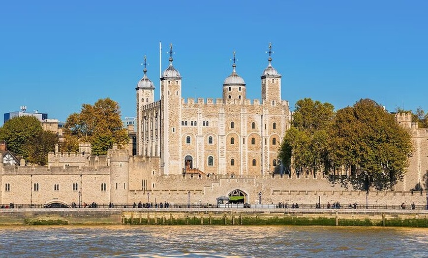Image 7: Thames Sightseeing Cruise from Westminster to Greenwich