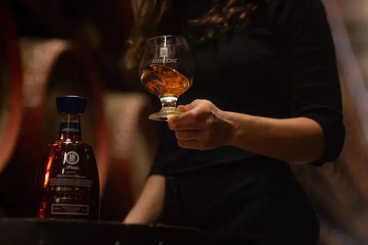 Visita guiada a la destilería Ron Arehucas