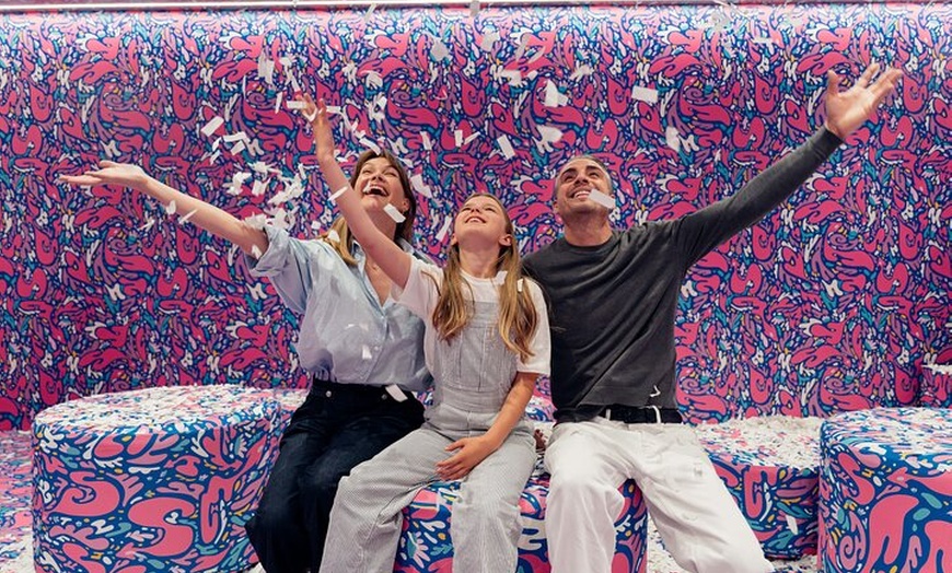 Image 2: IKONO Berlin Immersive Experience