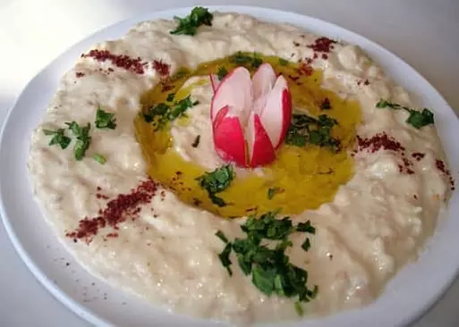 5% Cash Back at Maan's Mediterranean Grill