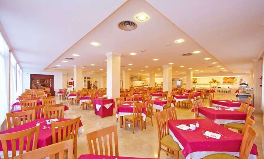 Image 9: ✈ MAJORQUE | El Arenal - MLL Palma Bay Club Resort 3* - Tout inclus