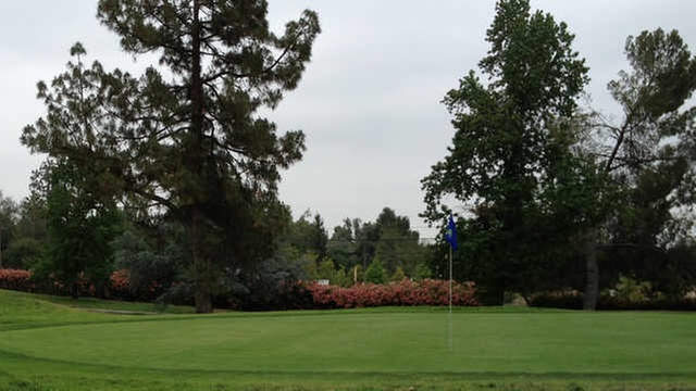 Online Booking - Round of Golf at Eaton Canyon Golf Club
