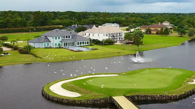 Online Booking - Round of Golf at English Turn Golf & Country Club