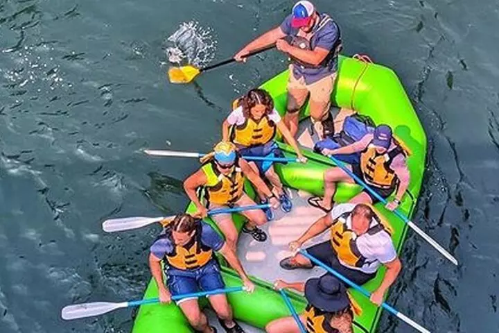 Oakridge Whitewater Rafting Adventure: Upper Middle Fork Willamette - Second Medium