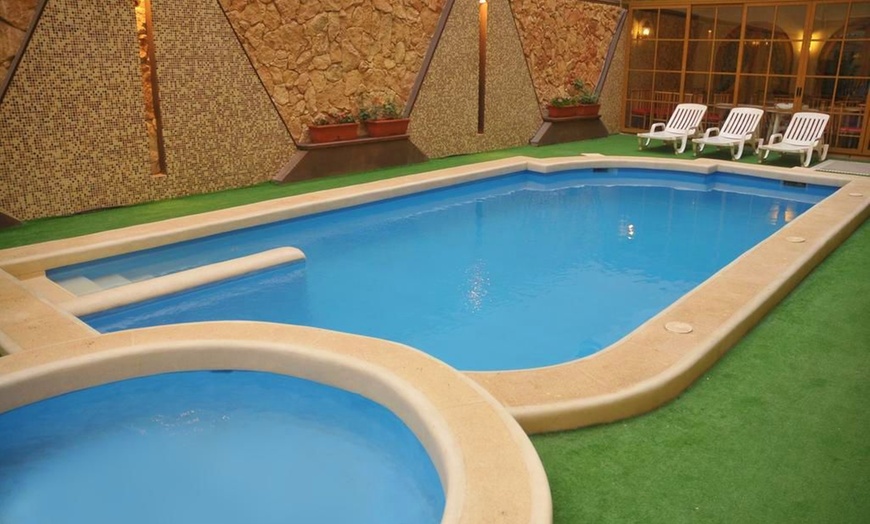 Image 3: ✈ MALTA | San Pawl Il Bahar - Soreda Hotel 4* - Swimming Pool