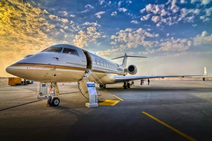 Charlotte Douglas International (CLT) Airport Hotel Shuttle - Primary Image