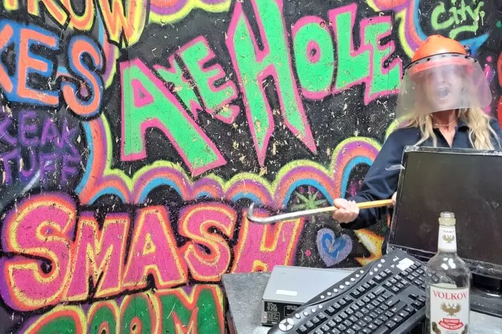 Fremont Street Smash Room: Rage & Destroy Experience