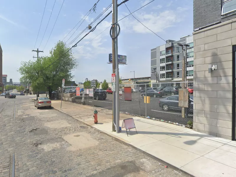 Parking at 612 North Front St. Lot - Primary Image