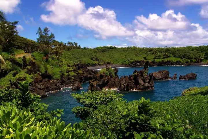 Small-Group Road to Hana Luxury Tour