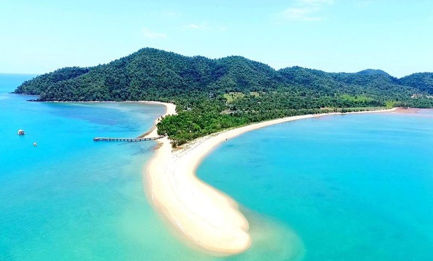 Image 6: Dunk Island Round-Trip Water Taxi Transfer from Mission Beach