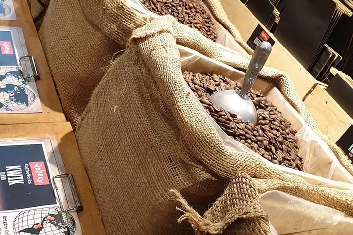 Margaret River Small-Group Full-Day Wine & Food Tour