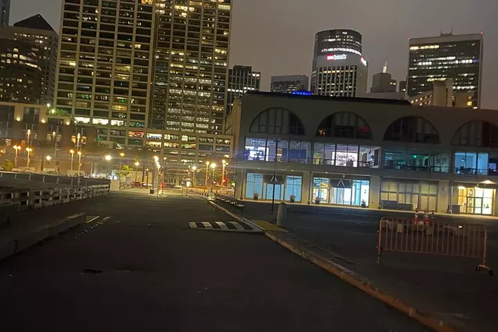 Ultimate Night Tour of San Francisco with Sightseeing Shuttle