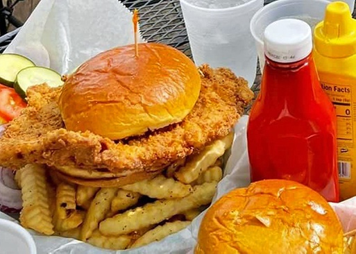 5% Cash Back at Plump's Last Shot