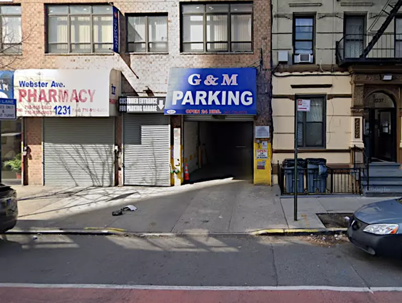 Parking at G&M Parking Garage