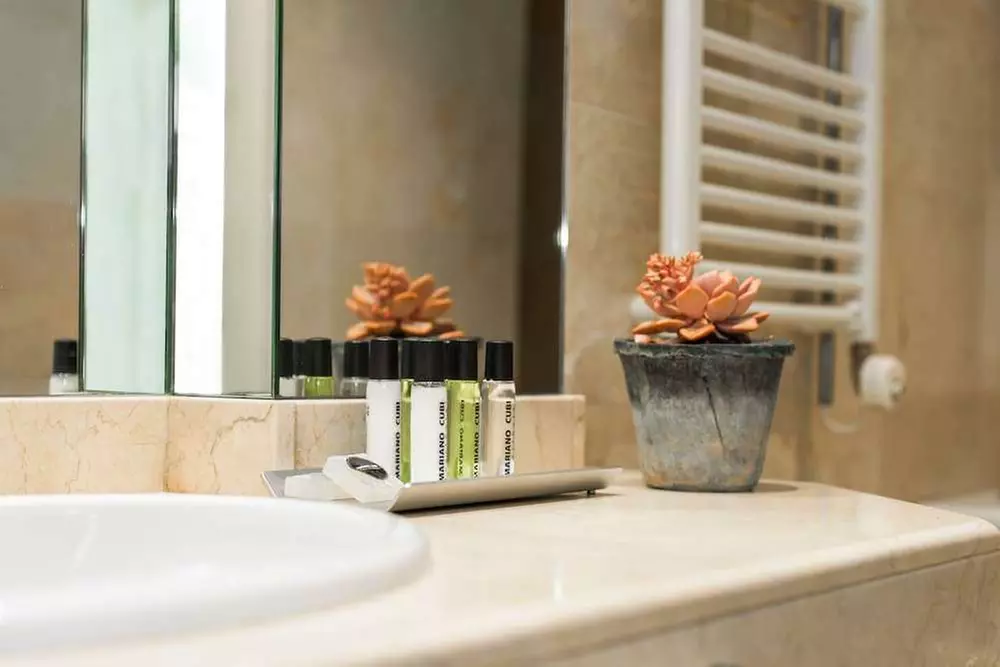 ✈ SPANIEN | Barcelona - Mariano Cubi Aparthotel Barcelona 4*, 2 Näc...