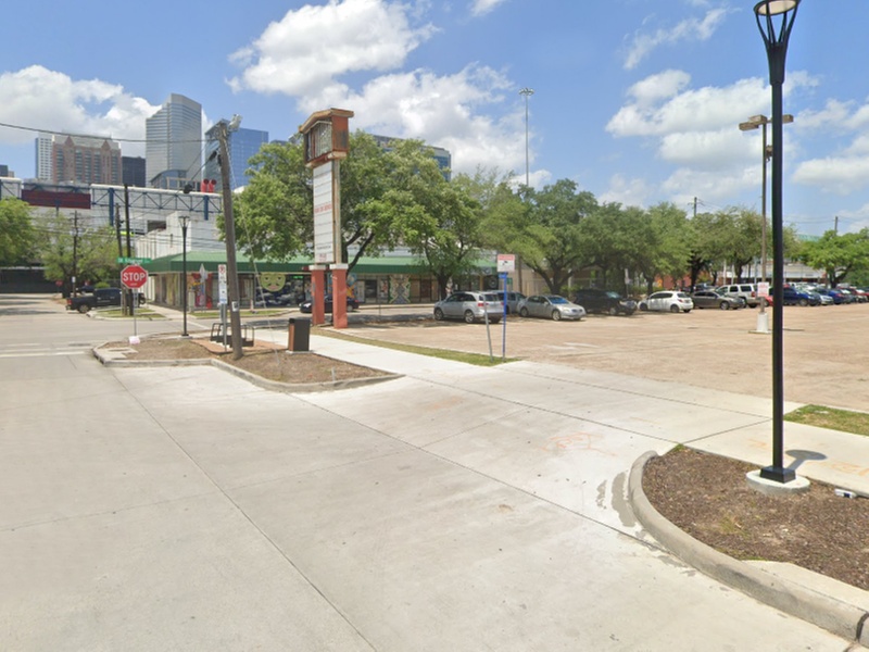 Parking at Kim Hung Lot - 1005 Saint Emanuel St.