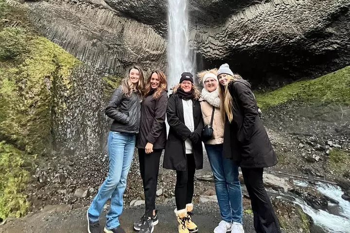 Seven Falls Hiking Tour at Silver Falls State Park - Primary Image